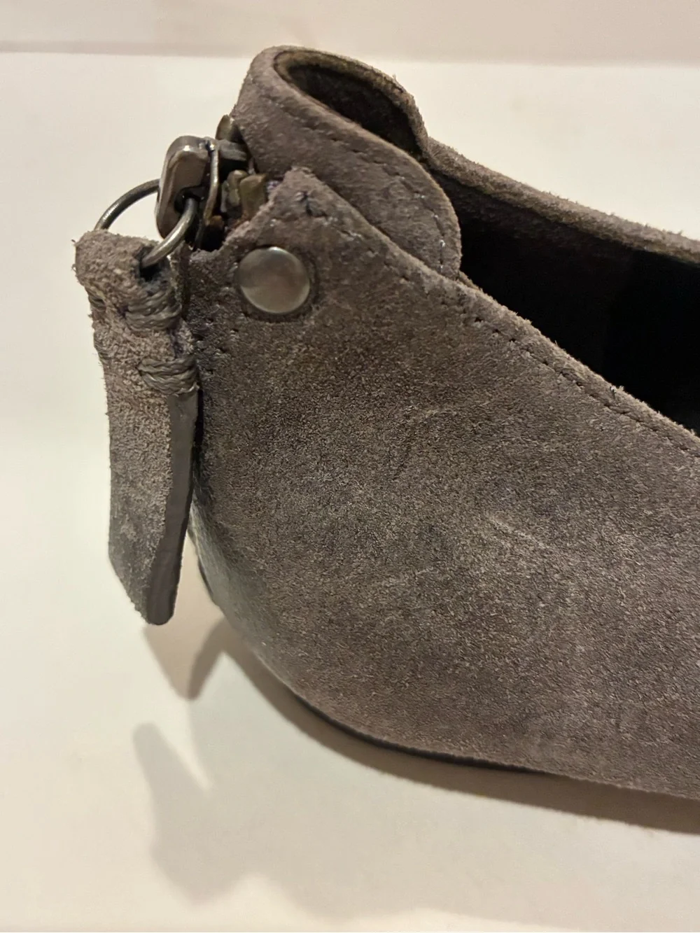 Vera Wang grey brushed suede ballet flats. Back zip. Sz 6.